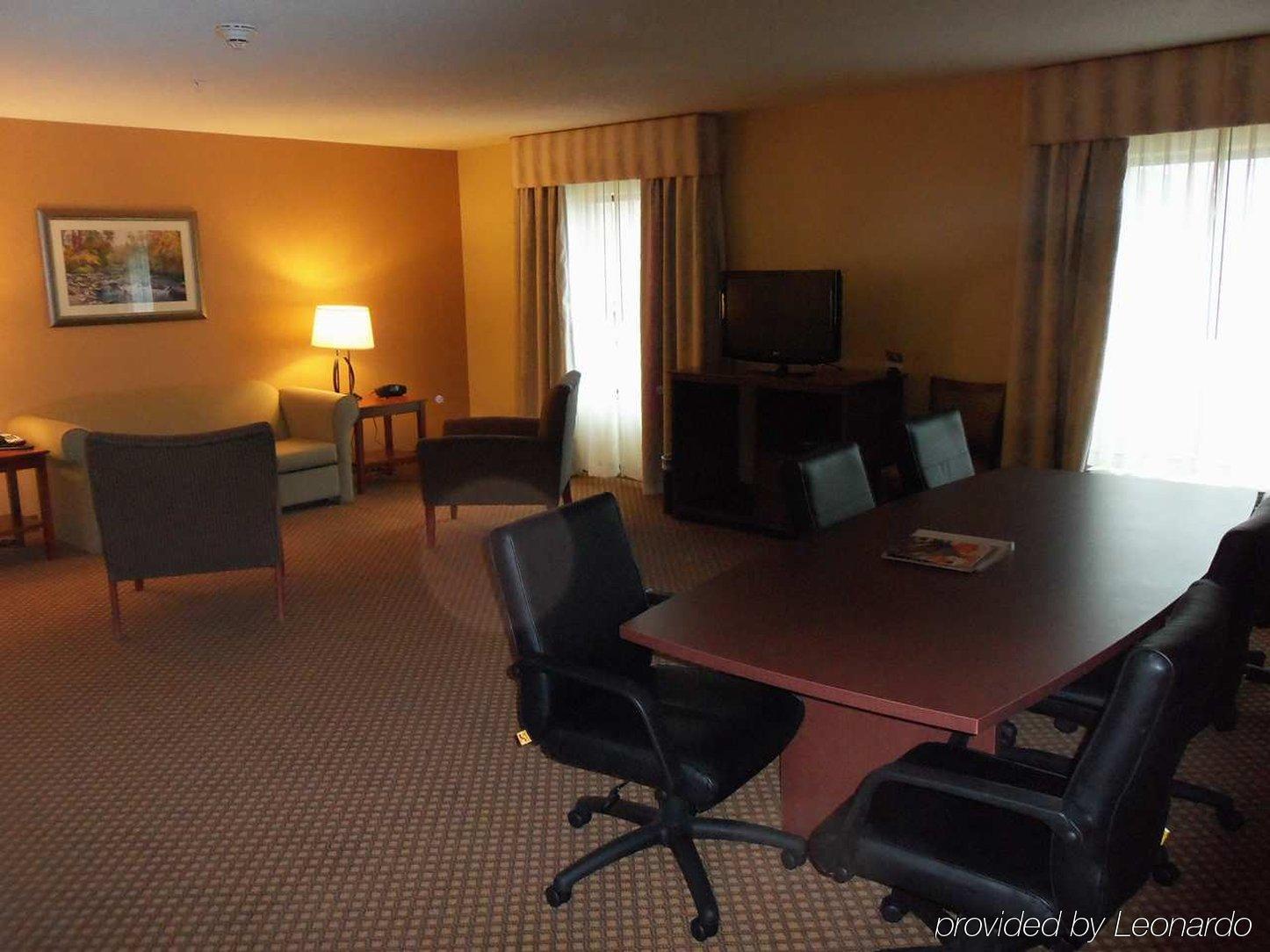 Hampton Inn & Suites Detroit/Chesterfield Екстериор снимка